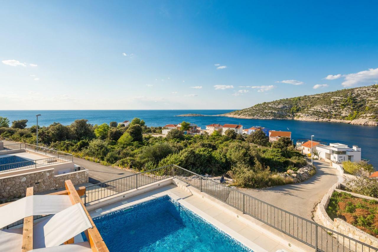 Villa Diomedes With The Sea View And The Pool Rogoznica  Dış mekan fotoğraf